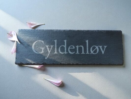 Skifferskilte stenskilt