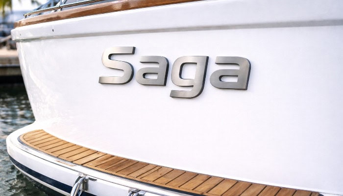 bådskilte udskårne bogstaver facadeskilt